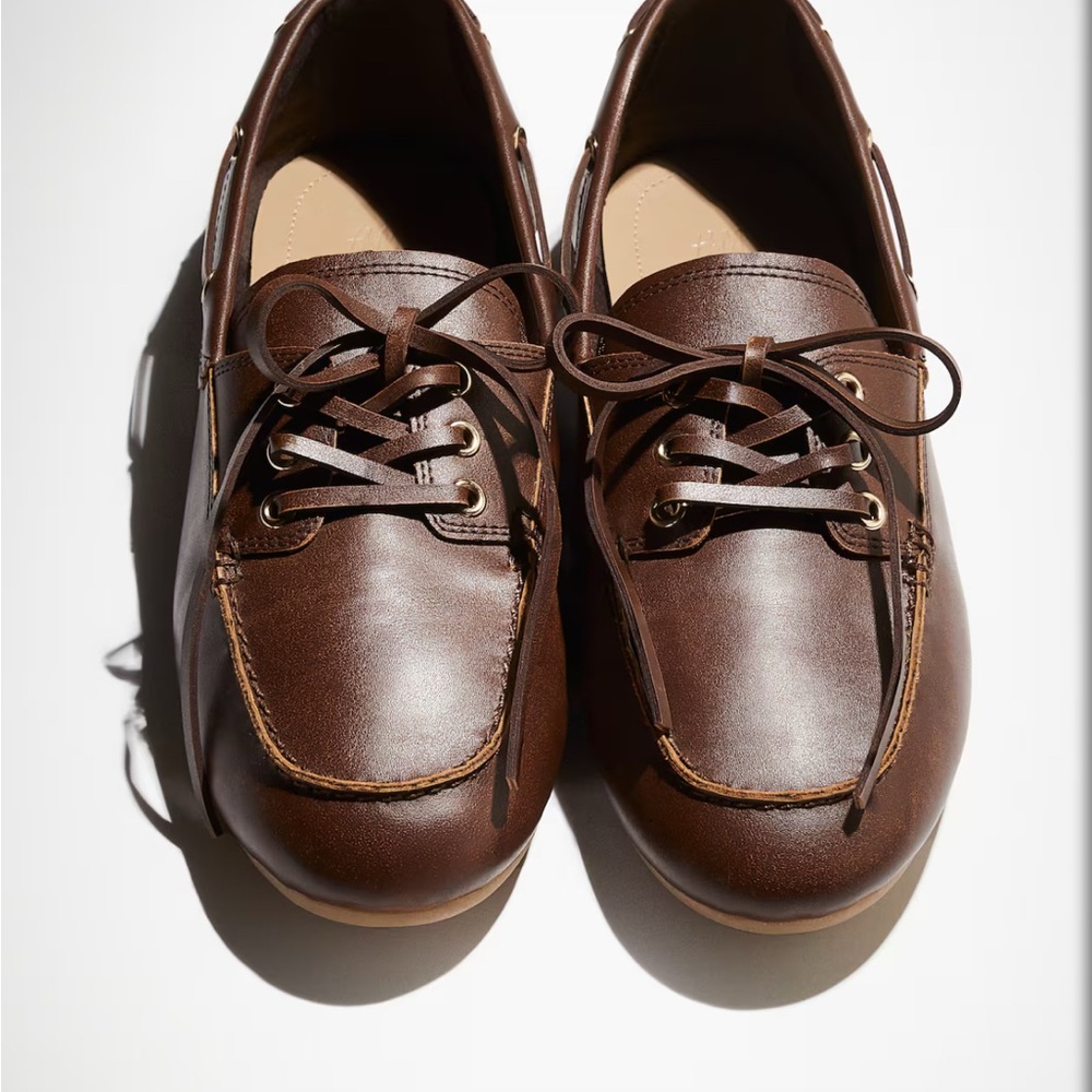 H&M Brown deck shoes new with tags